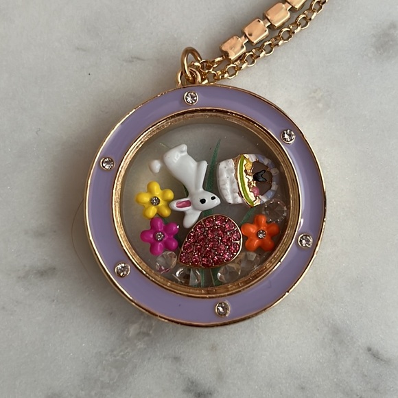 New Betsey Johnson Time to Groom Necklace - Picture 14 of 17